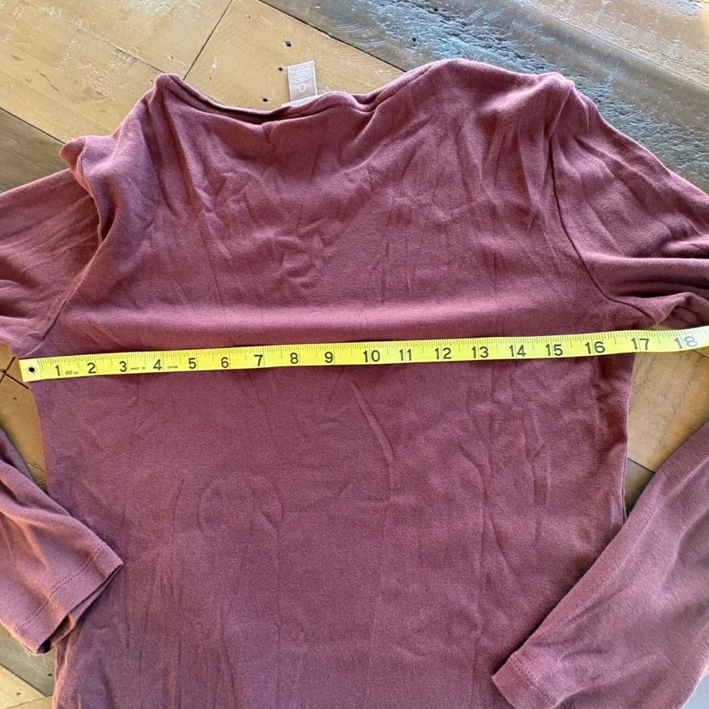 CHICOS Size 0/Womens S Plum Burgundy 100% Cotton Long Sleeve Crew Neck T-Shirt